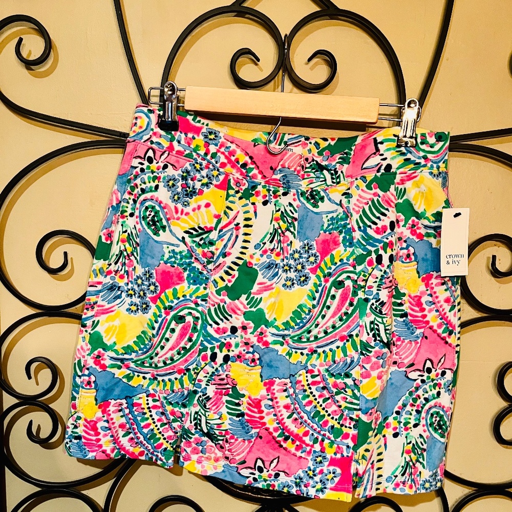 Crown & Ivy Ladies Skort. NWT!